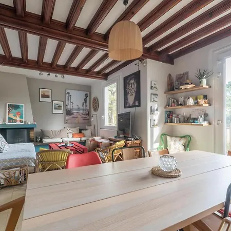 Superbe Maison Bauloise Familiale Hébergement de vacances *